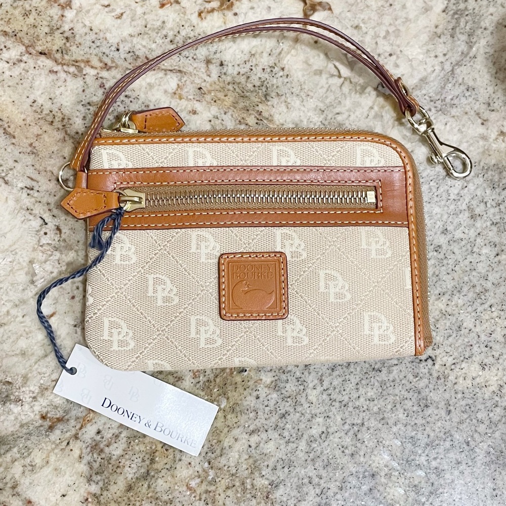 Dooney And Bourke NEW Zip Around Wristlet Fabric Signature Logo Authentic